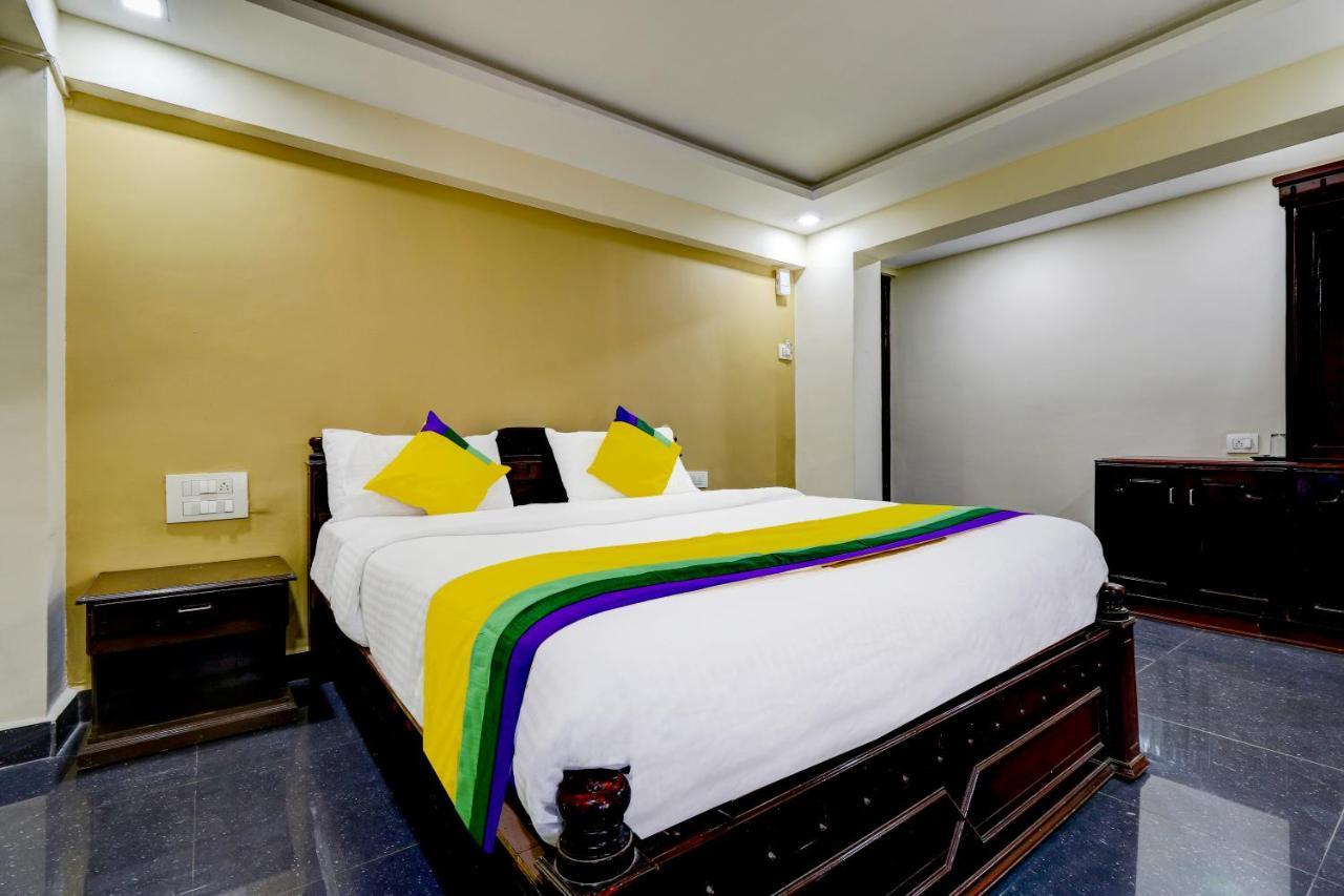 Itsy By Treebo - Hill View Hotell Madikeri Exteriör bild